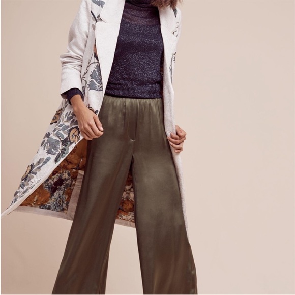 Anthropologie Hemant & Nandita
Foliage Embroidered Car Coat Jacket - Picture 2 of 11